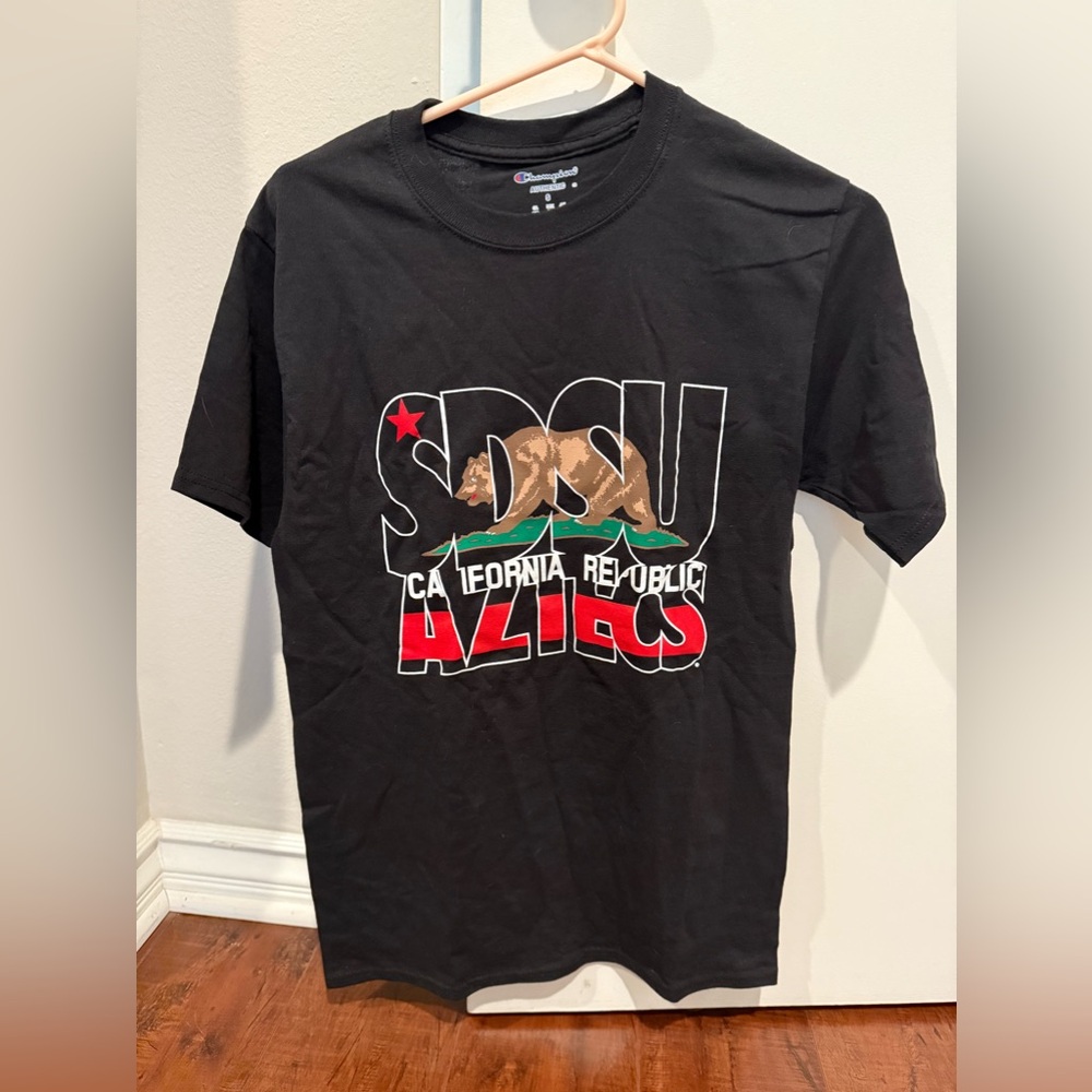 Champion SDSU Aztecs California Republic black t-shirt - Size Small NWT